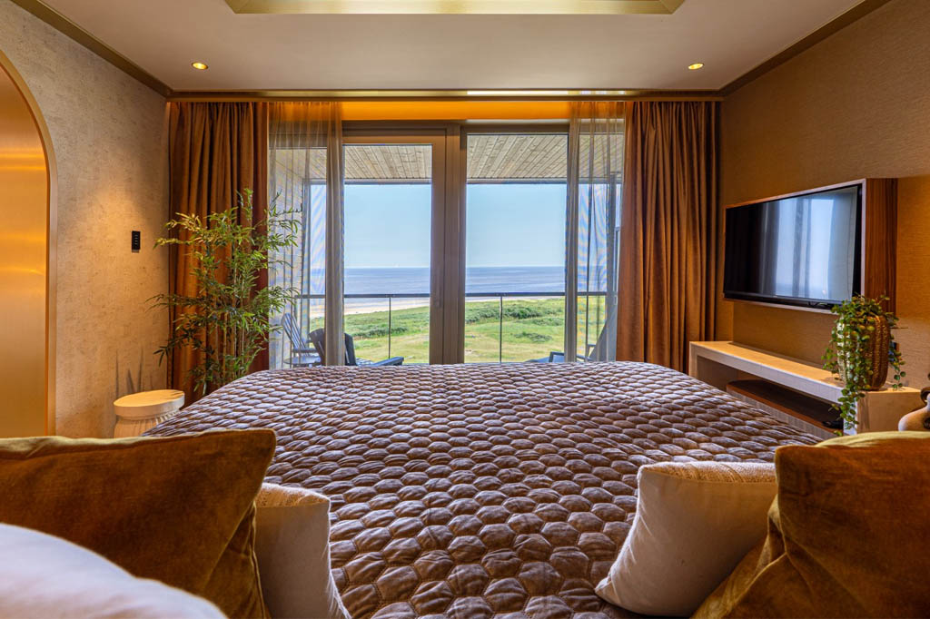 Strandhotel suite met jacuzzi